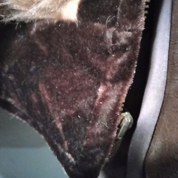 Vintage International Ladies’ Garment Workers’ Union (ILGWU) Brown Fur Jacket - Picture 6 of 7